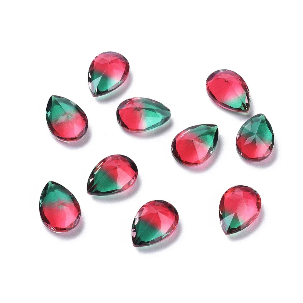 Kinesisk strass - Teardrop Emerald/Red 14x10mm 1 styck Hilmas Pyssel