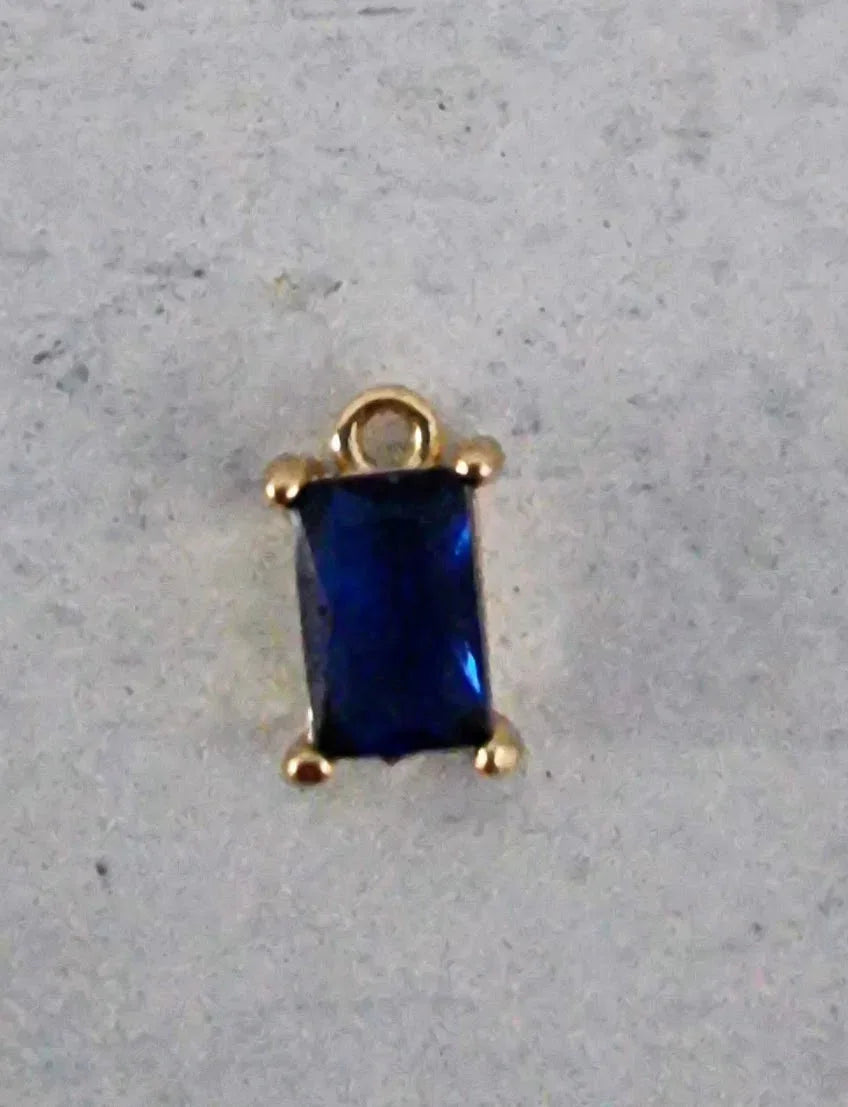 Berlock Facetterad - Rektangel med Mörkblå Zircon 5x8mm 1 styck Grekisk Metall