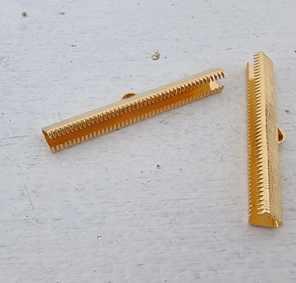 Ändfäste platta band 24K guldpläterad - Bredare modell, 38 mm, 2-pack Grekisk Metall