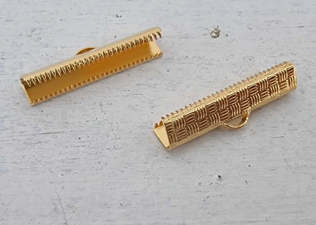 Ändfäste platta band 24k guldpläterad - Bredare modell, 25 mm, 2-pack Grekisk Metall