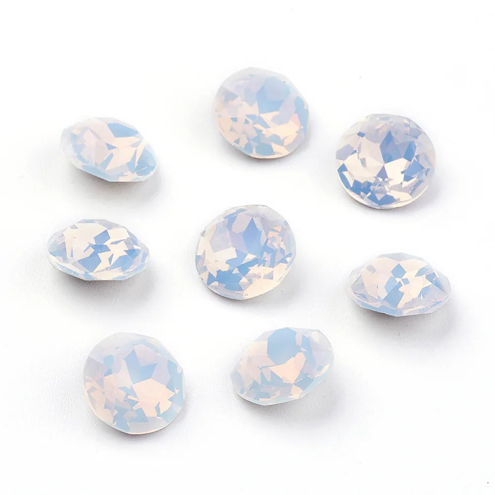 Kinesisk strass - Round stone White Opal 8mm 1 styck Hilmas Pyssel