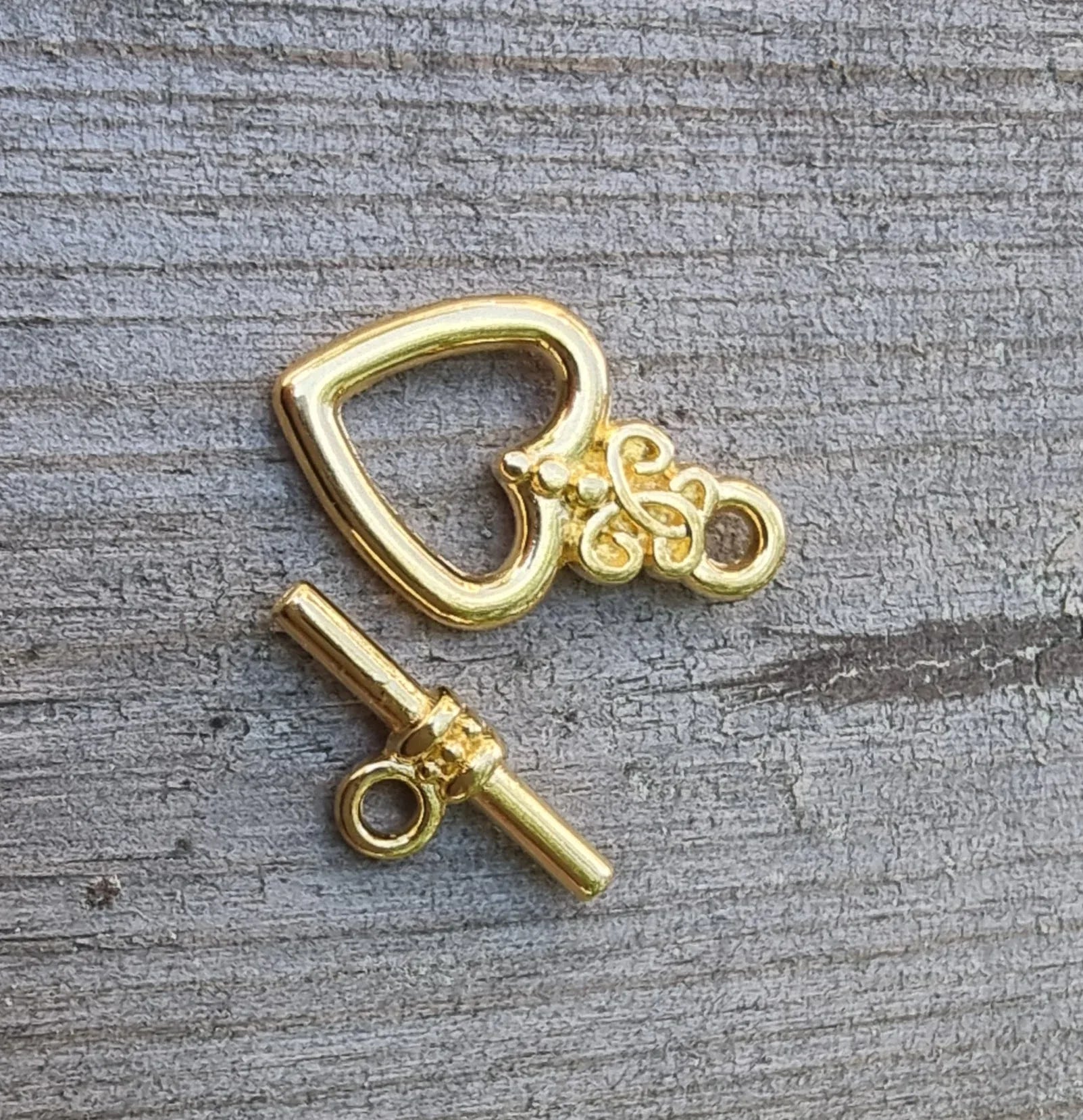 Stavlås 24K Gulpläterad - Snirkligt Hjärta 1 Set Grekisk Metall