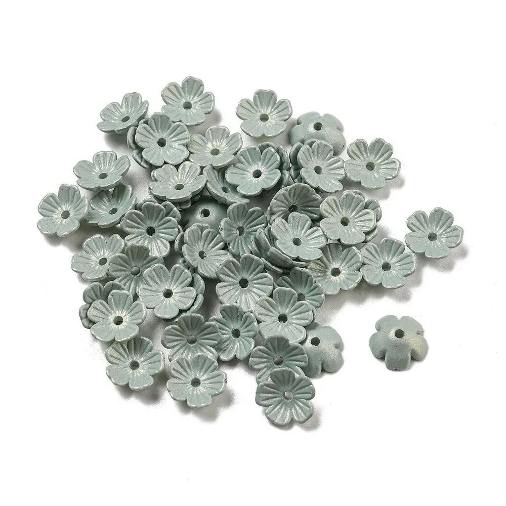 Pärlhattar akryl - Blomma Azure Lyster 10mm 5 gram Hilmas Pyssel