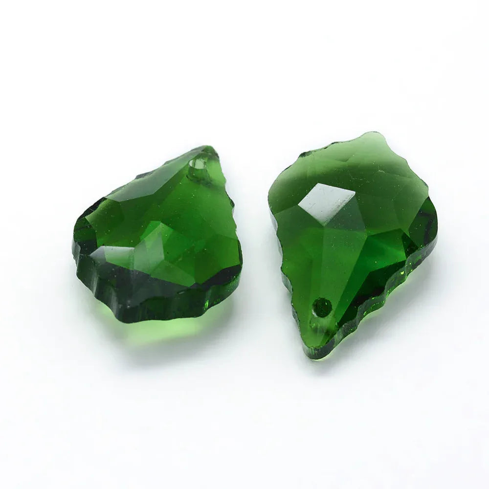 Facetterat Hänge - Leaf Pendant Green 22x16mm 1 styck Hilmas Pyssel