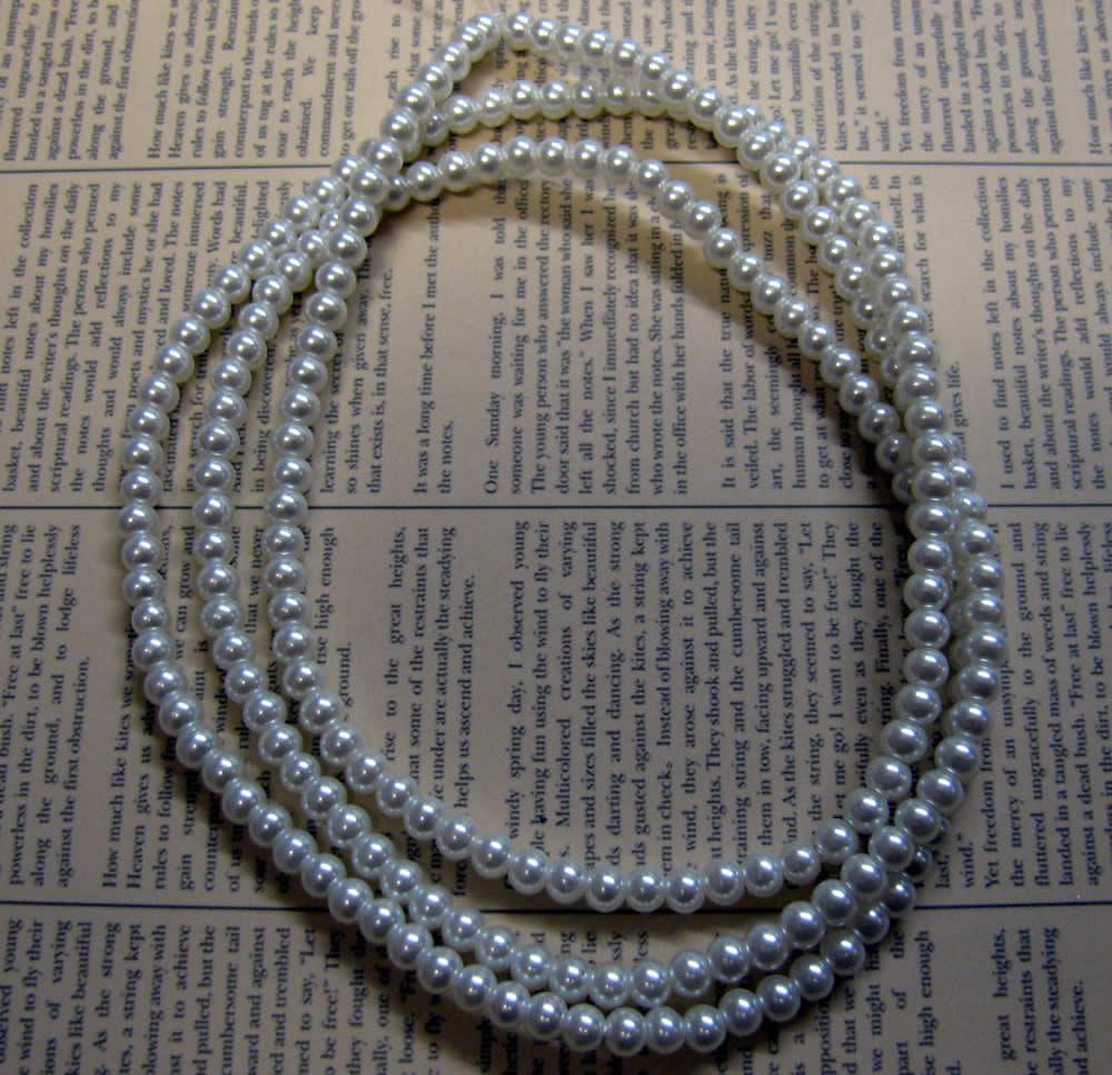 Vaxade glaspärlor - Vita 3 mm, 1 sträng Hilmas Pyssel