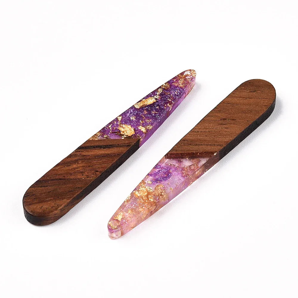 Hänge Trä och Resin - Droppe Lila med Guldflakes 44x7,5mm 1 styck Hilmas Pyssel