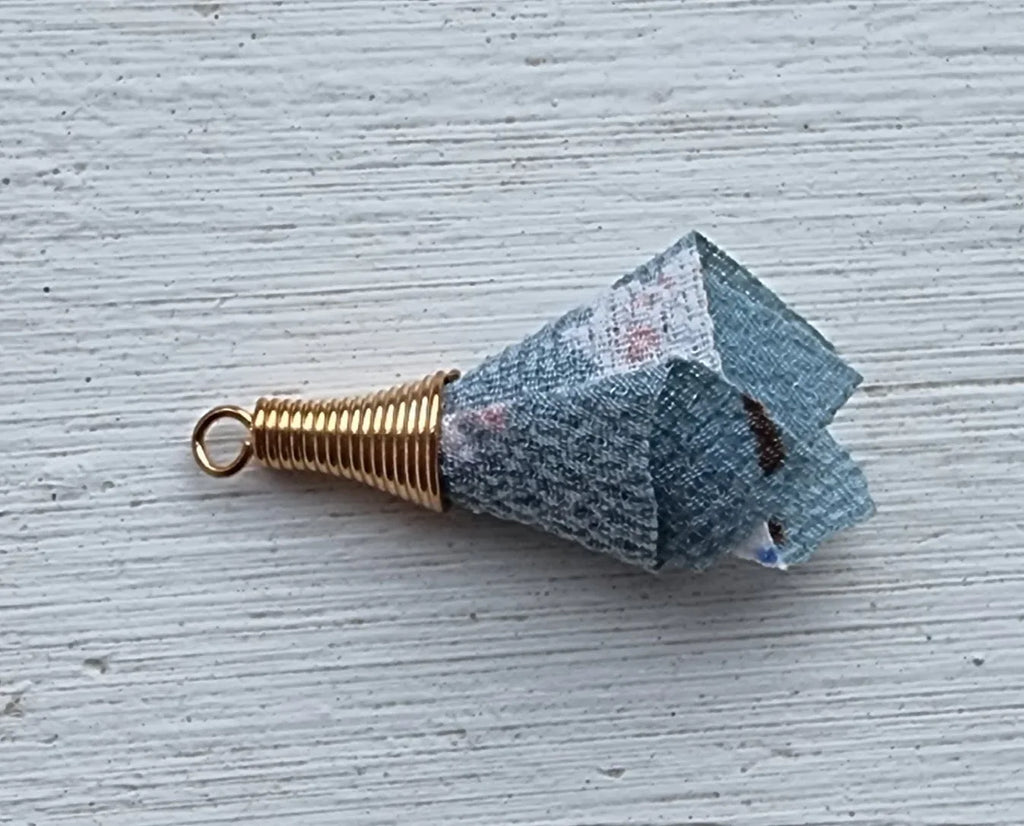 Tofs Tyg - Ljusblå 30mm, 1 Styck Grekisk Metall