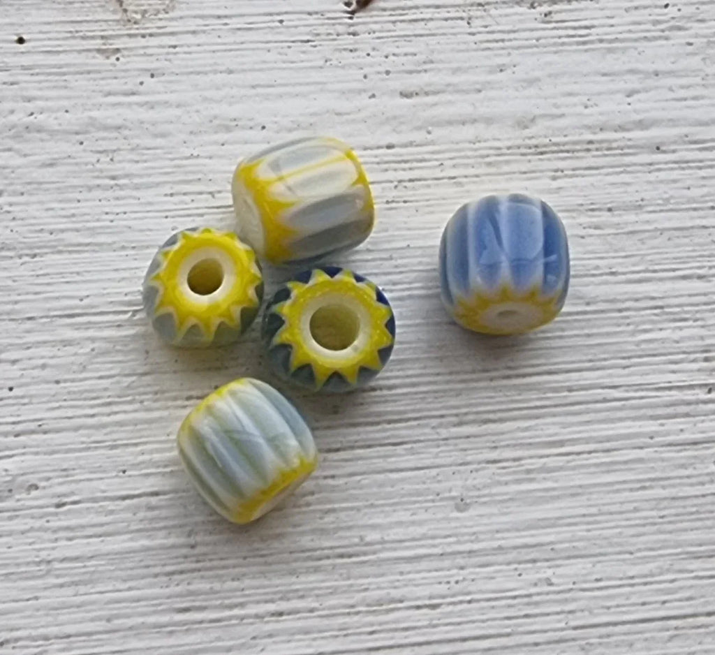 Glaspärlor Murano - Blå/gul tub 6mm, 5-pack Hilmas Pyssel