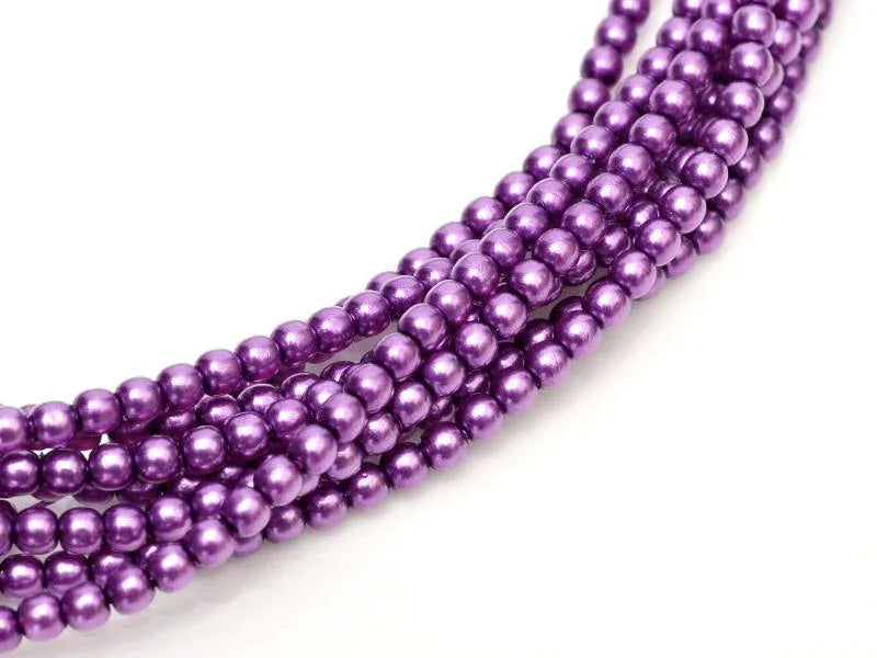 Tjeckiska vaxade glaspärlor - Shiny Deep Magenta 2mm, 1 sträng Hilmas Pyssel