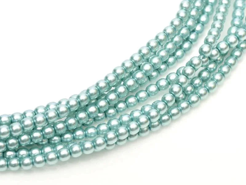 Tjeckiska vaxade glaspärlor - Shiny Celeste 2mm, 1 sträng Hilmas Pyssel