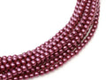 Tjeckiska vaxade glaspärlor - Shiny Dark Magenta 2mm, 1 sträng Hilmas Pyssel