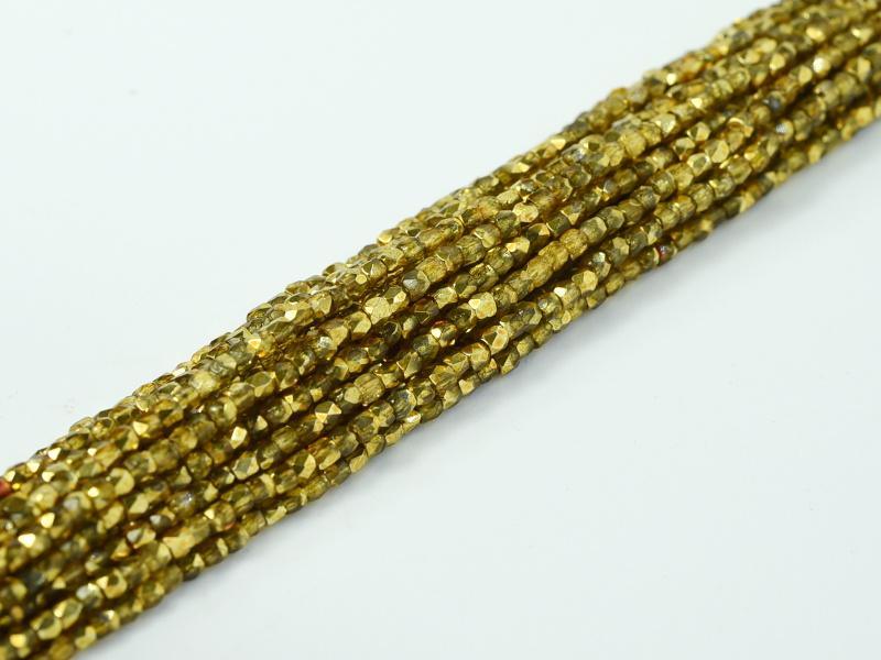 Tjeckiska Firepolish - Crystal Apricot Metallic Ice 2mm 50-pack Hilmas Pyssel