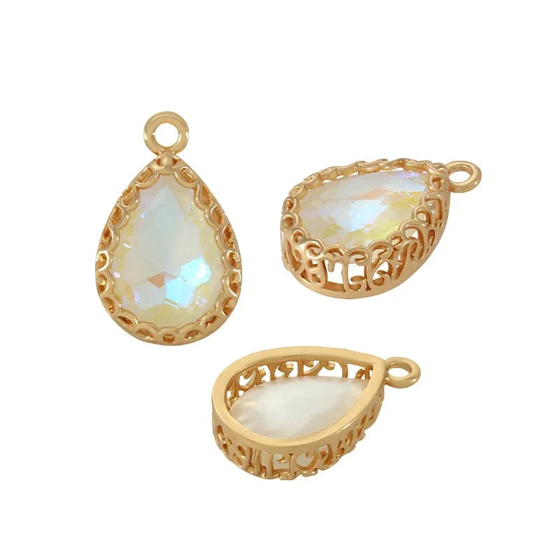 Berlock Facetterad - Droppe Opaque White, 13x16mm, 1 styck Grekisk Metall