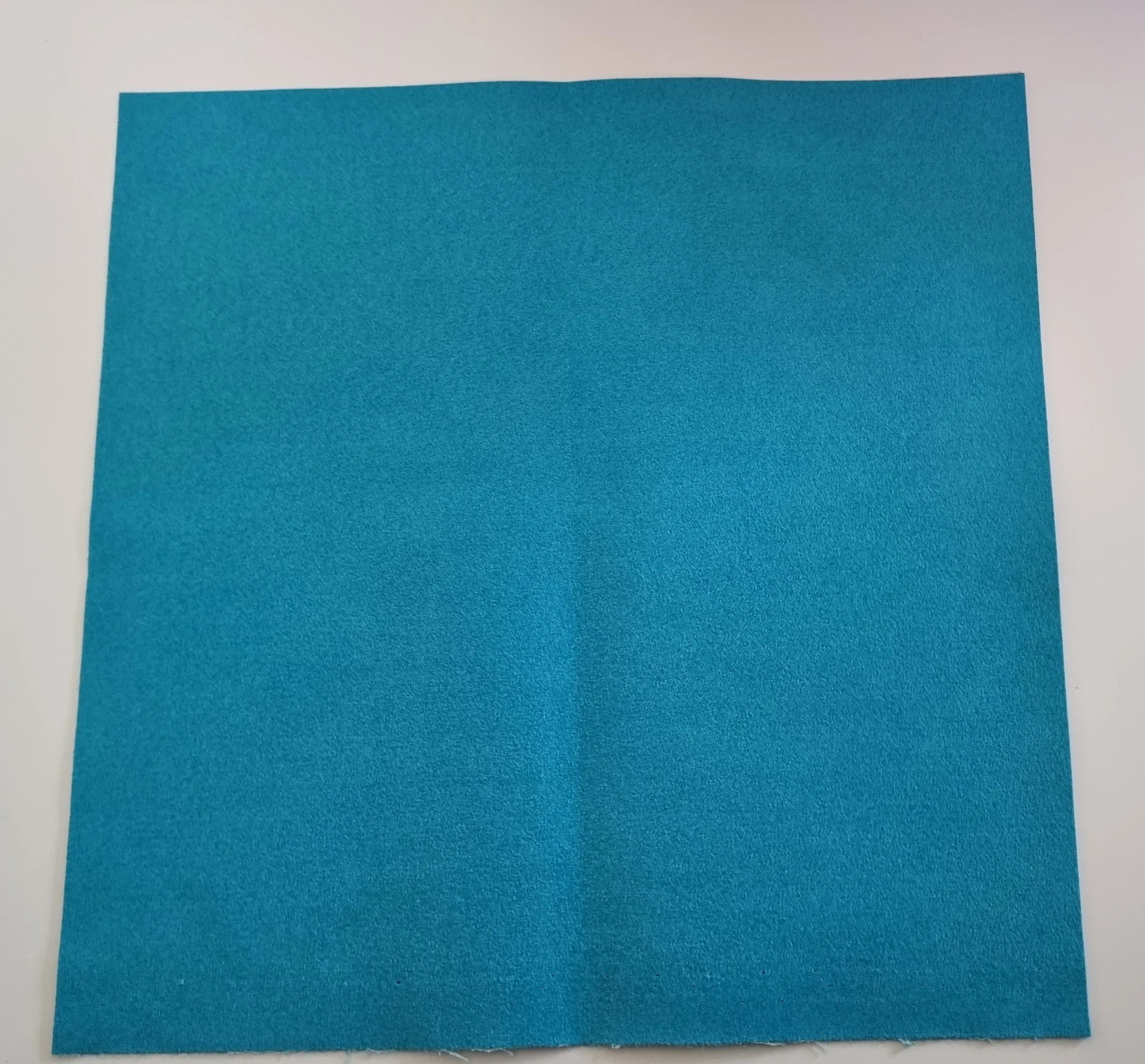 Ultrasuede - Sky Blue 21x21cm 1 styck Hilmas Pyssel