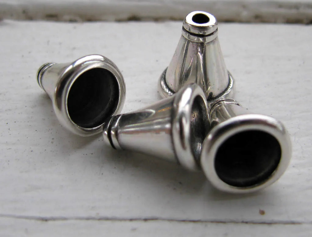 Koner silverfärgad - Stilren 11,5x10mm 4-pack - Hilmas Pyssel