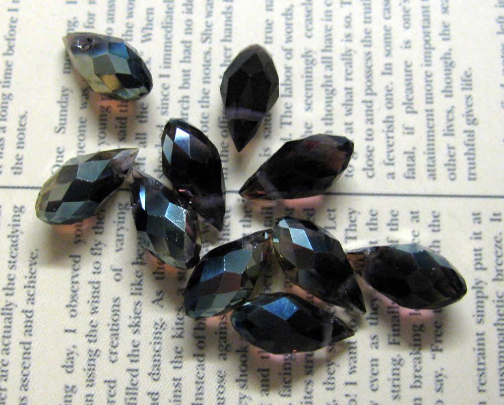 Facetterade droppar - Lila med silverlyster, 13x6mm, 10 pack Hilmas Pyssel