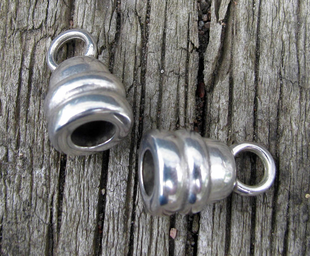 Ändfäste Silverfärgad - Bullig med rand 5,2mm hål, 2-pack Grekisk Metall