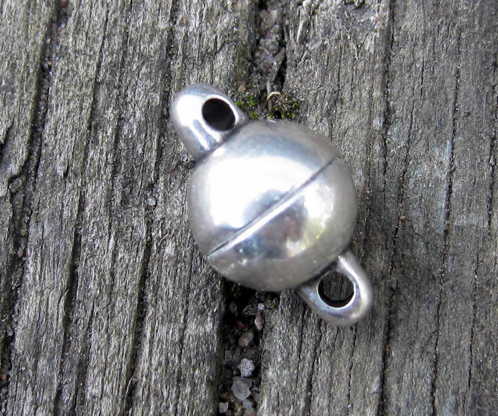 Magnetlås Silverfärgad 8mm - Enkel Rund 1 Set Hilmas Pyssel