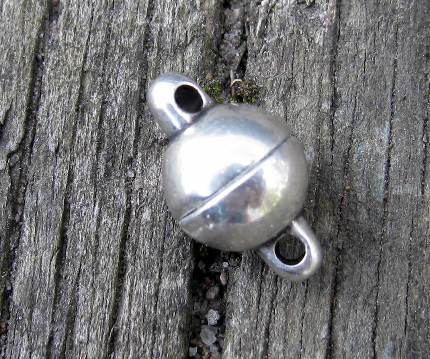 Magnetlås Silverfärgad 8mm - Enkel Rund 1 Set Hilmas Pyssel