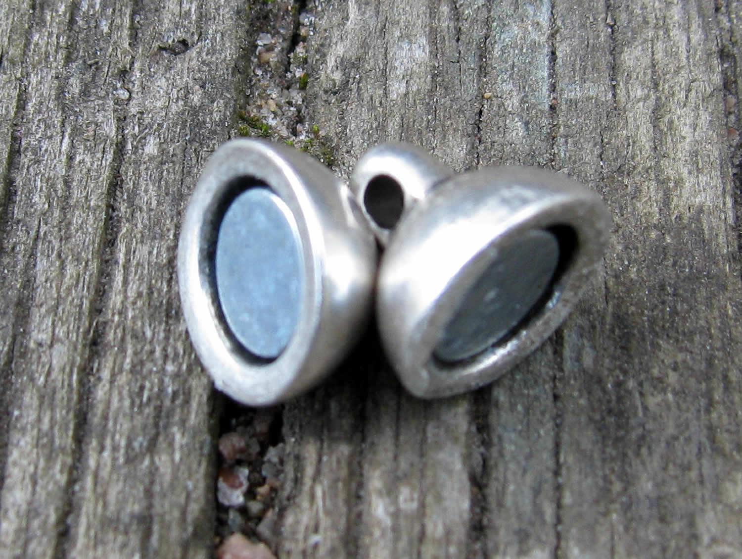 Magnetlås Silverfärgad 8mm - Enkel Rund 1 Set Hilmas Pyssel