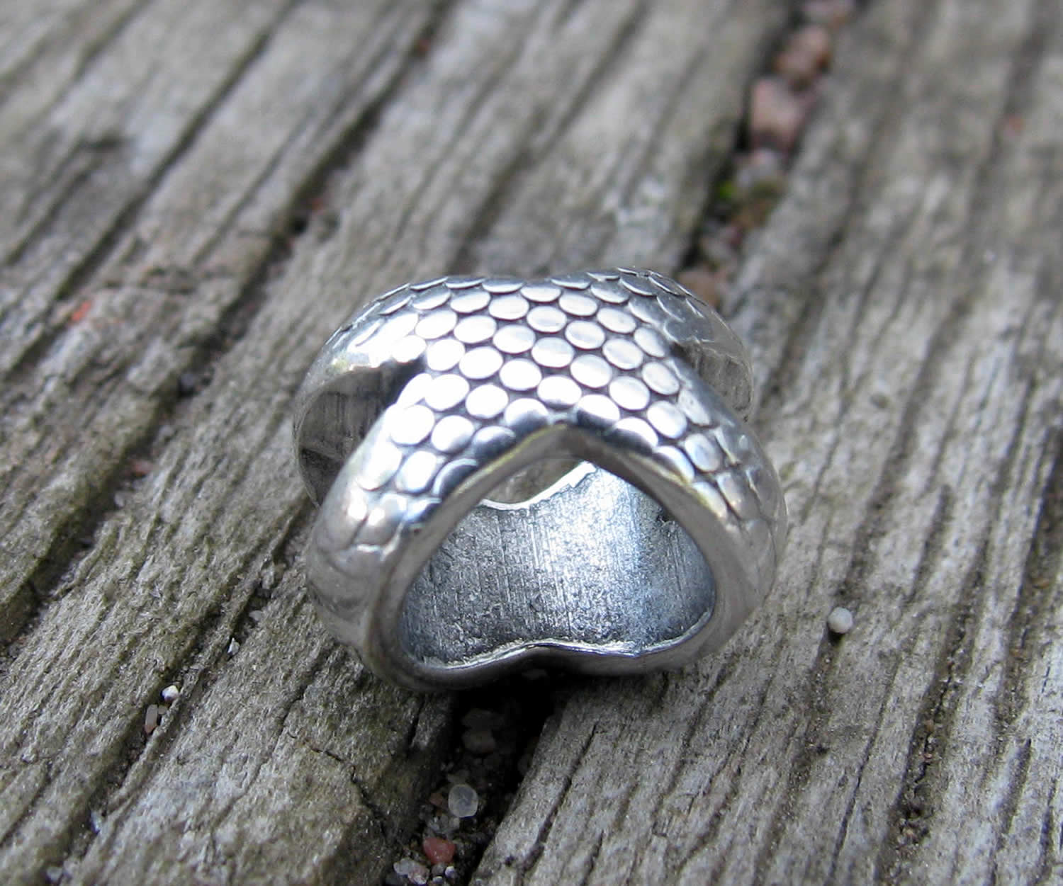 Mellandel / Silder Silverfärgad - Kryss med prickmönster 1 styck Grekisk Metall