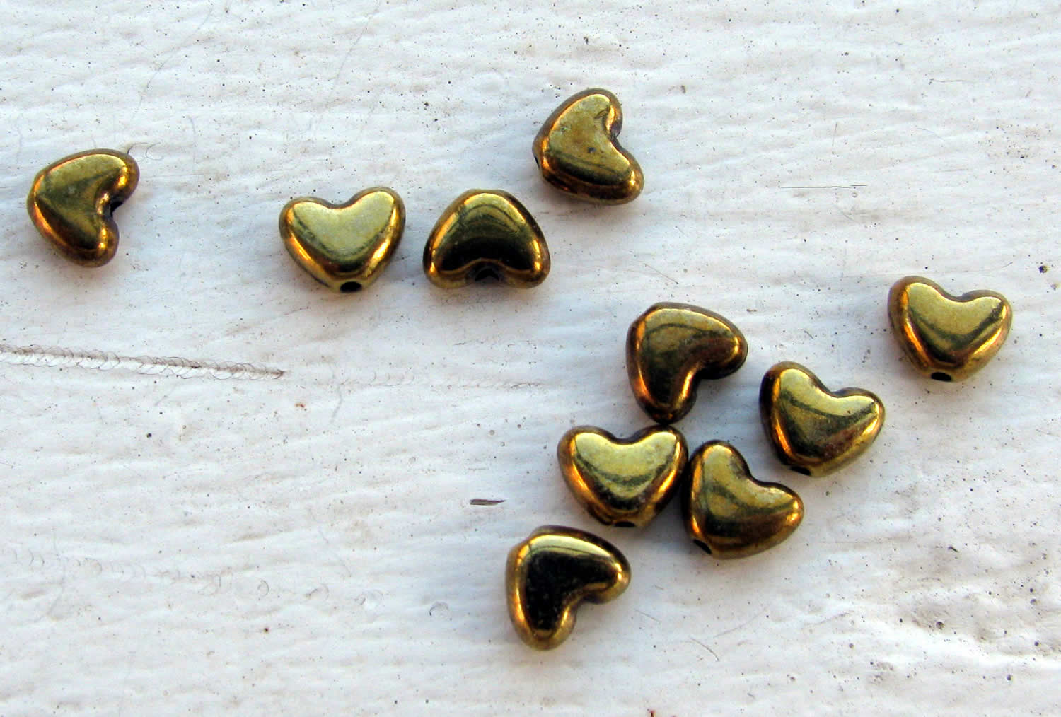 Mellandel Bronsfärgad - Litet Hjärta 6mm 10-pack Grekisk Metall