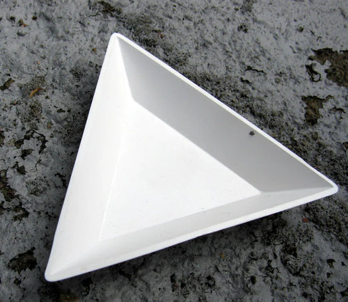 Pärlskål - Trekantig 1 styck Hilmas Pyssel