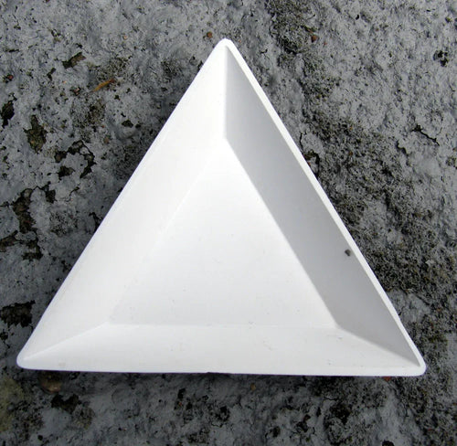 Pärlskål - Trekantig 1 styck Hilmas Pyssel