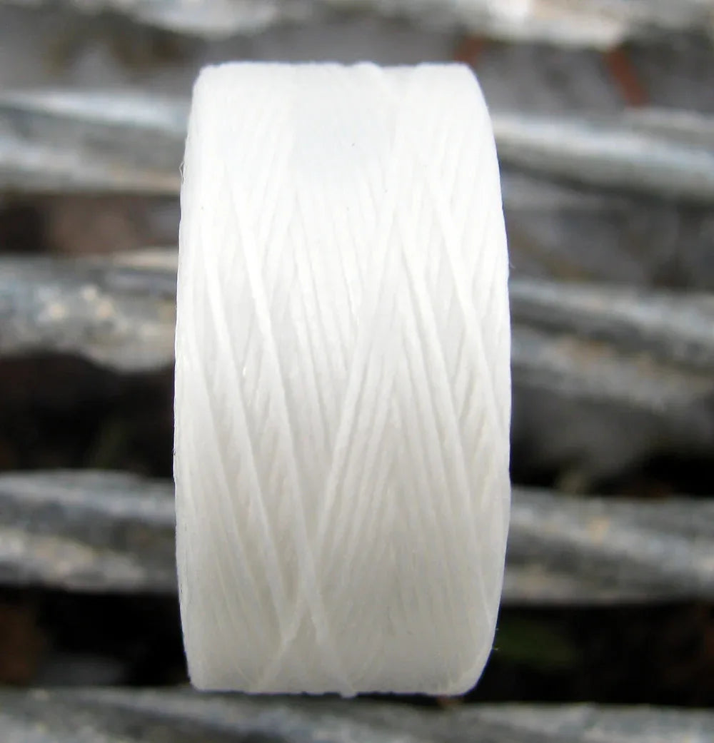 S-Lon Bead Thread - White Storlek D, 1 Rulle Hilmas Pyssel
