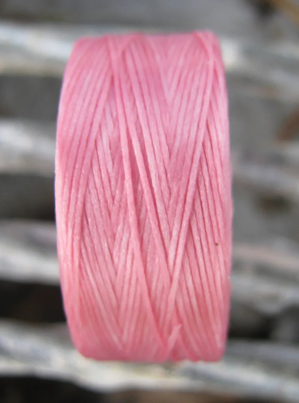 S-Lon bead thread - Rosa strl D, 1 rulle Hilmas Pyssel