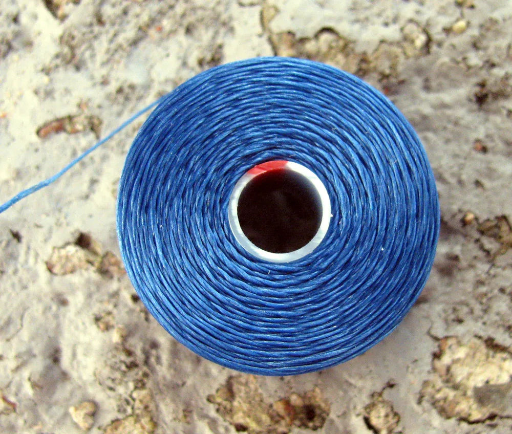 S-Lon bead thread - Capri Blue, strl D, 1 rulle Hilmas Pyssel