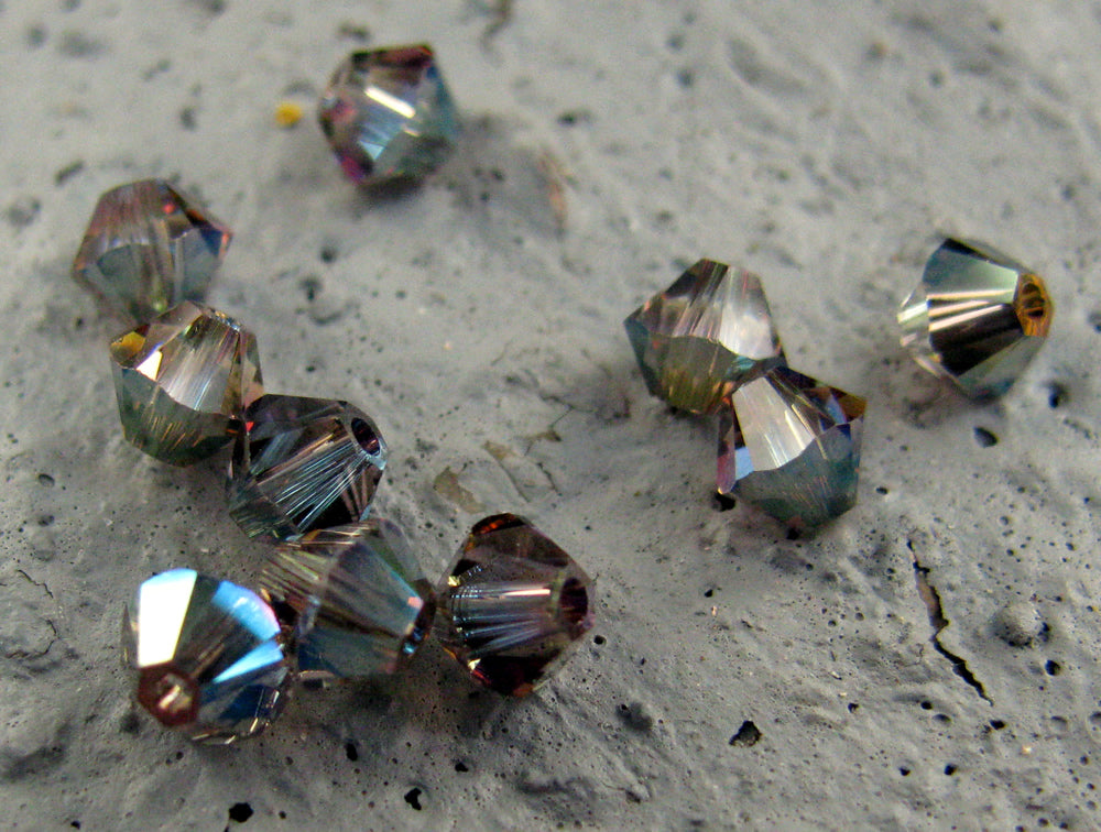 Swarovski Crystals Bicone (5328) - Crystal Iridescent Green, 4mm, 10-pack Swarovski
