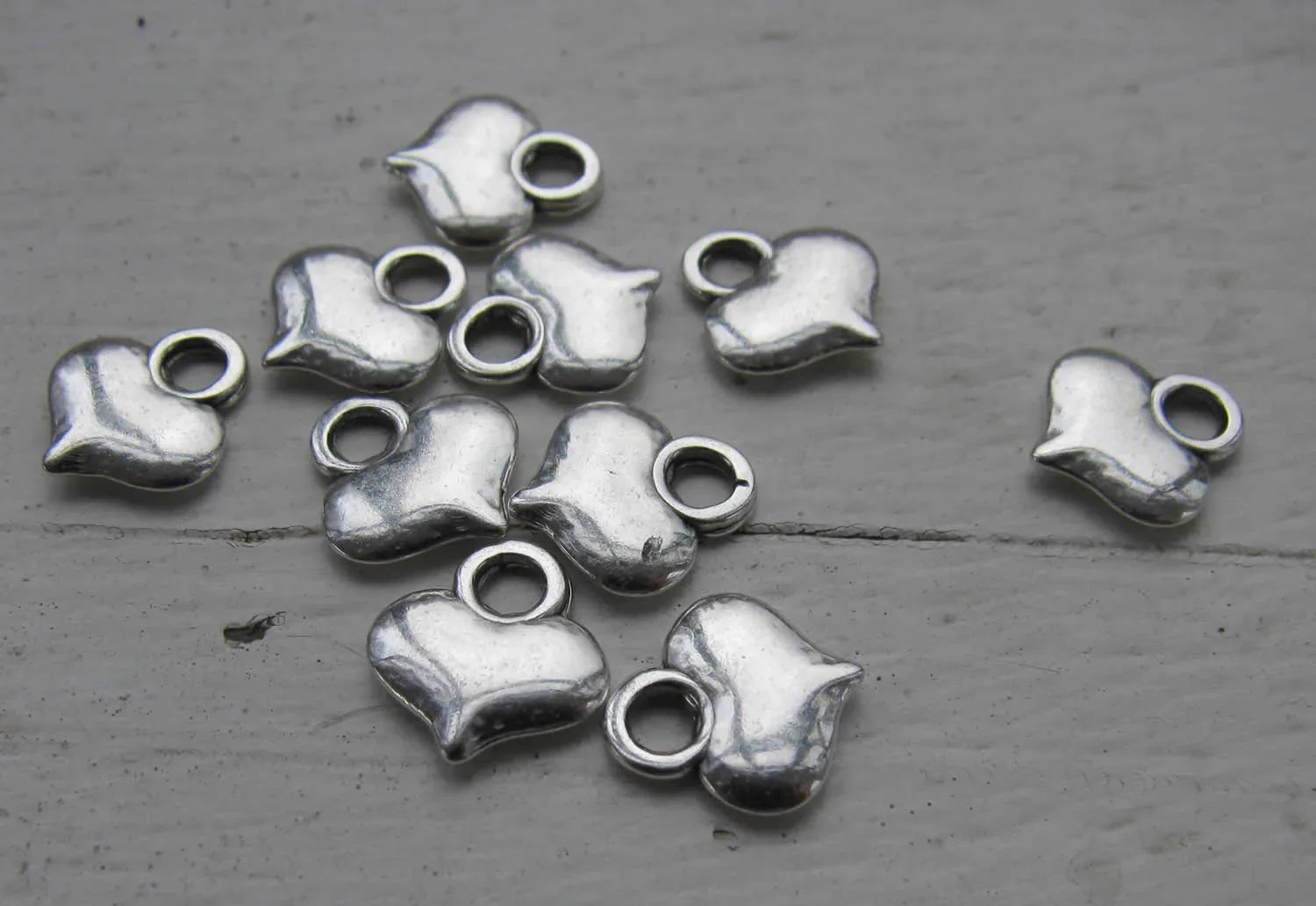 Berlock Silverfärgad - Bulligt Hjärta, 10-pack Grekisk Metall
