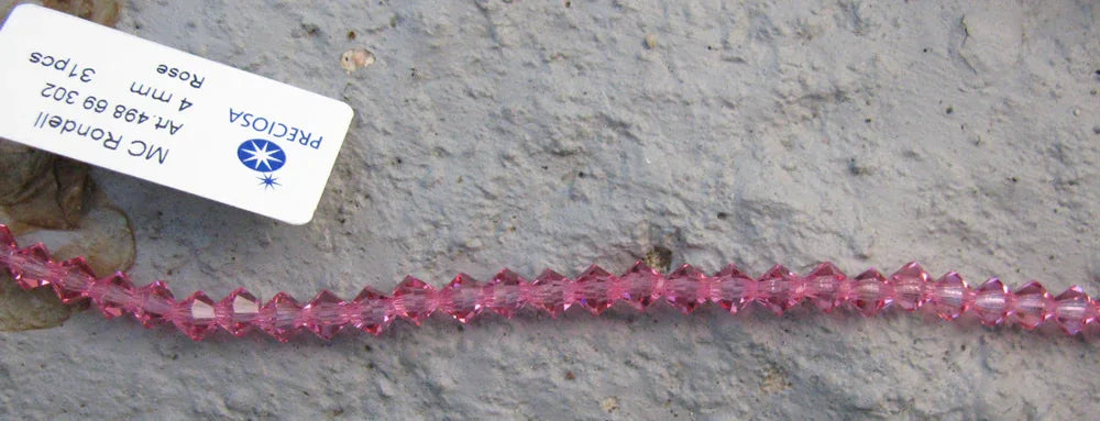 Tjeckiska MC Bicone - Rose 4 mm, 1 sträng Preciosa
