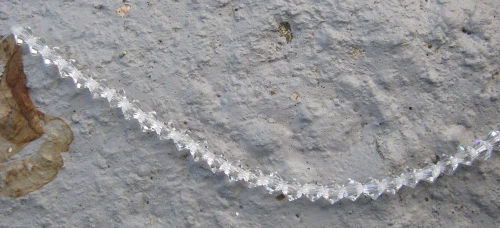 Tjeckiska MC Bicone - Crystal 4 mm, 1 sträng Preciosa