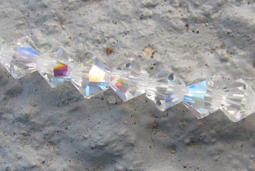 Tjeckiska MC Bicone - Crystal AB 4 mm, 1 sträng Preciosa