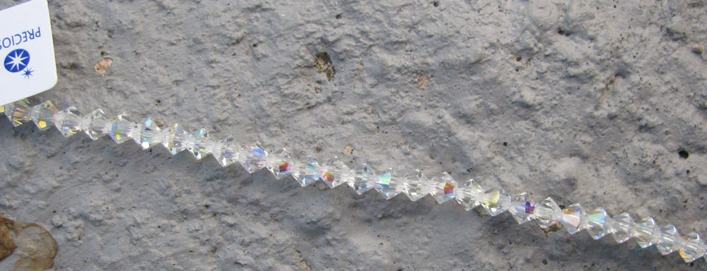 Tjeckiska MC Bicone - Crystal AB 4 mm, 1 sträng Preciosa