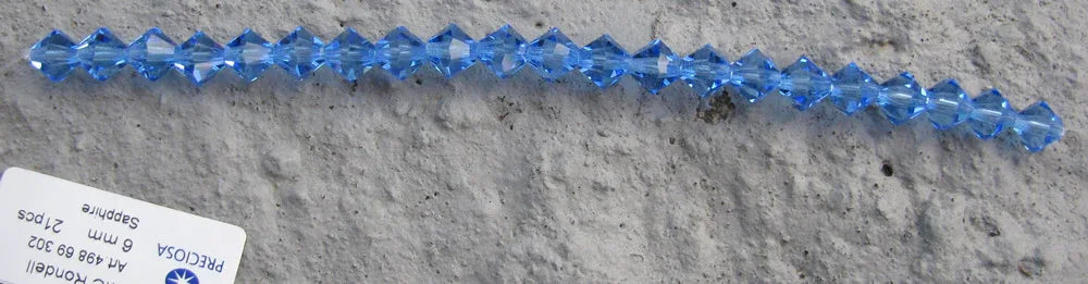 Tjeckiska MC Bicone - Sapphire 6 mm, 1 sträng Preciosa