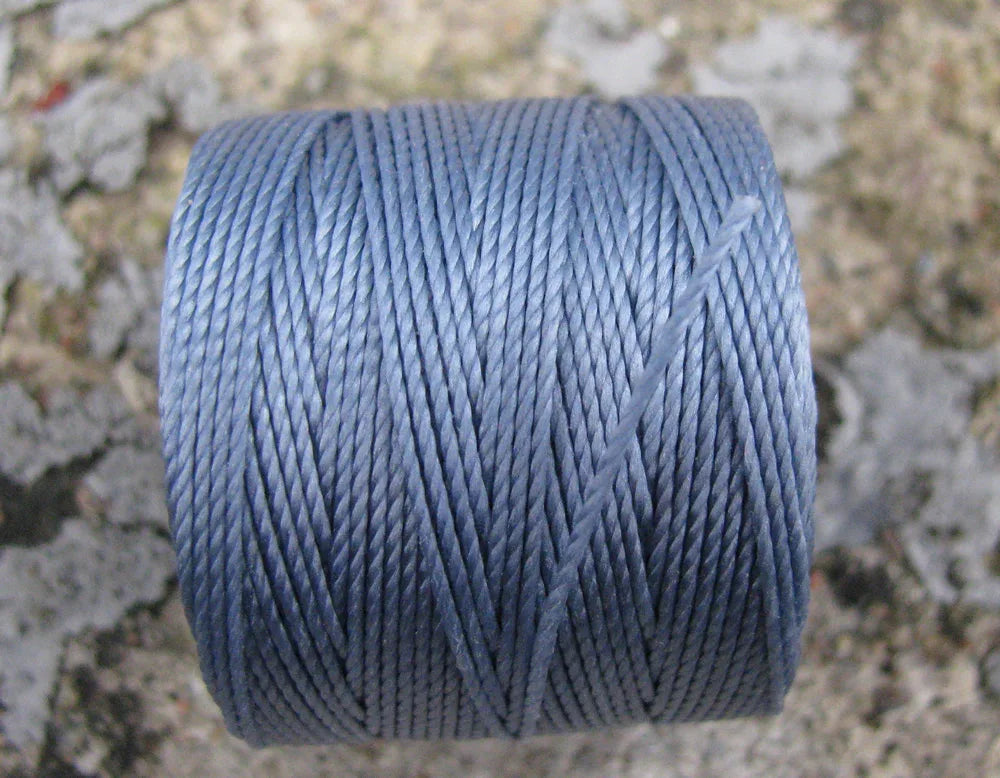 S-Lon Bead Cord - Montana, 1 Rulle Hilmas Pyssel