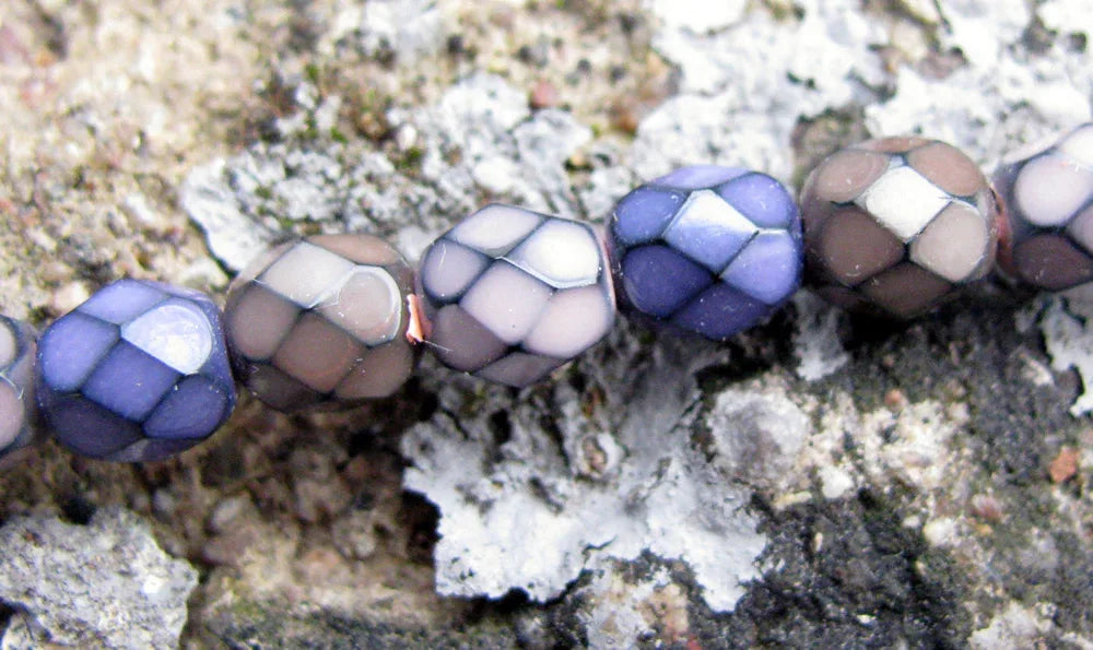 Tjeckiska Firepolish - Snake Vineyard Mix 6mm, 1 sträng Hilmas Pyssel