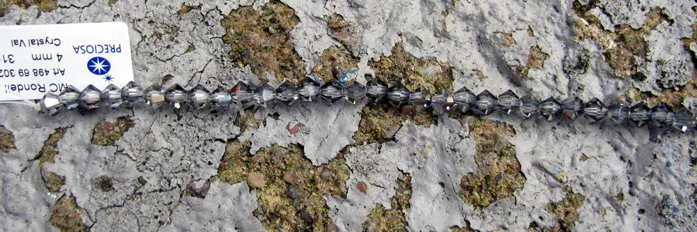 Tjeckiska MC Bicone - Crystal Valentinite 4 mm, 1 sträng Preciosa