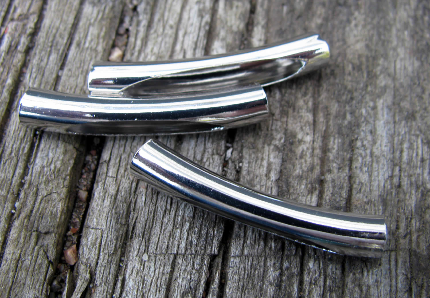 Mellandel Silverfärgad - Böjt Rör med Hål 28mm - 3-Pack Grekisk Metall