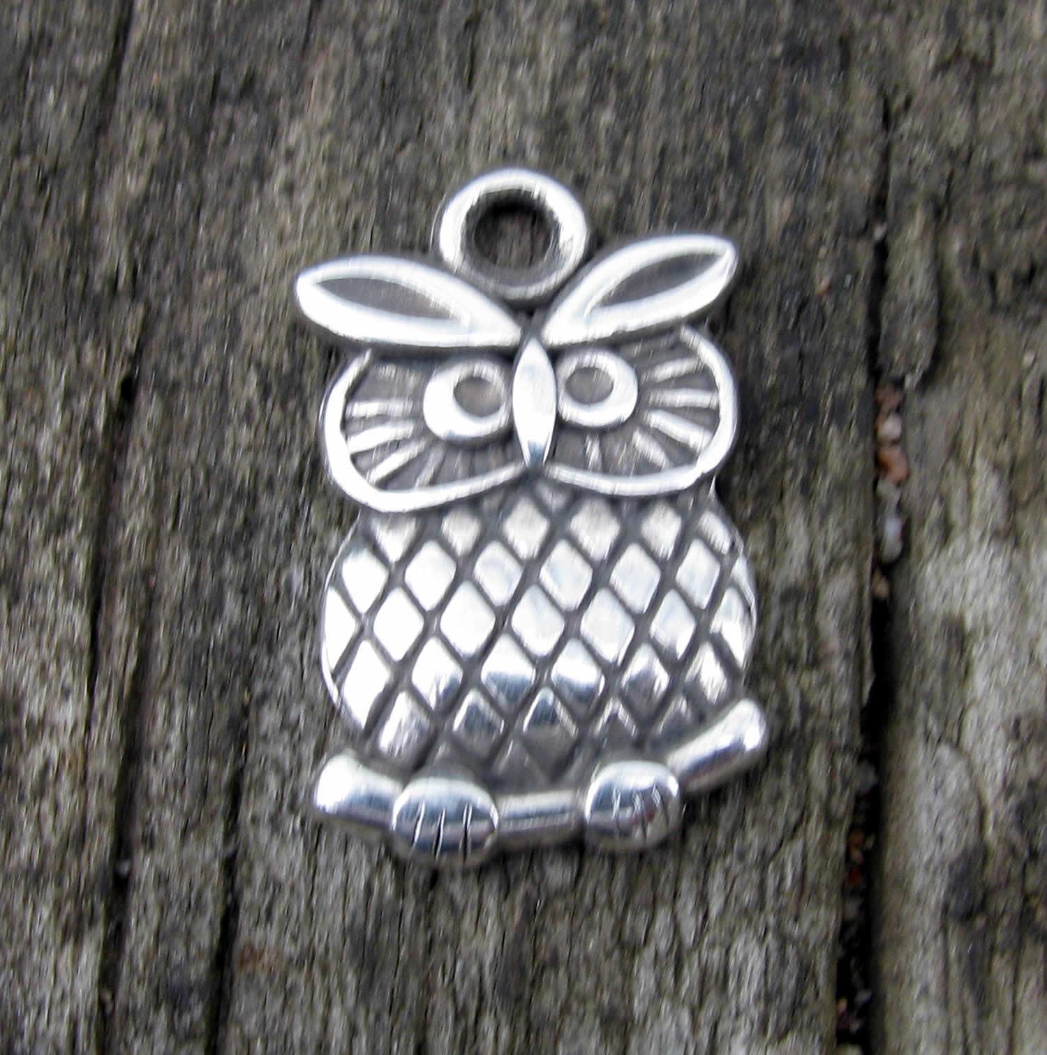 Berlock Silverfärgad - Uggla 19x14mm 1 styck Grekisk Metall