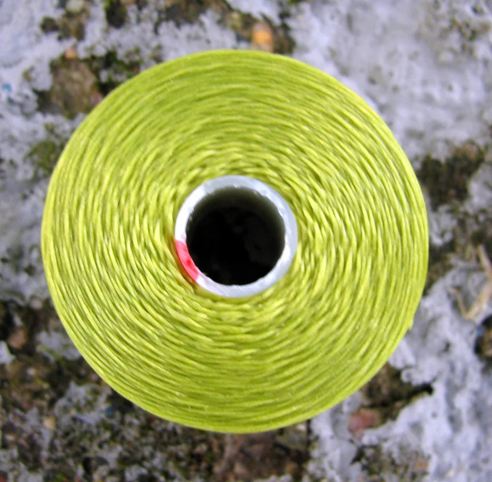 S-Lon bead thread - Chartruese, strl D, 1 rulle Hilmas Pyssel