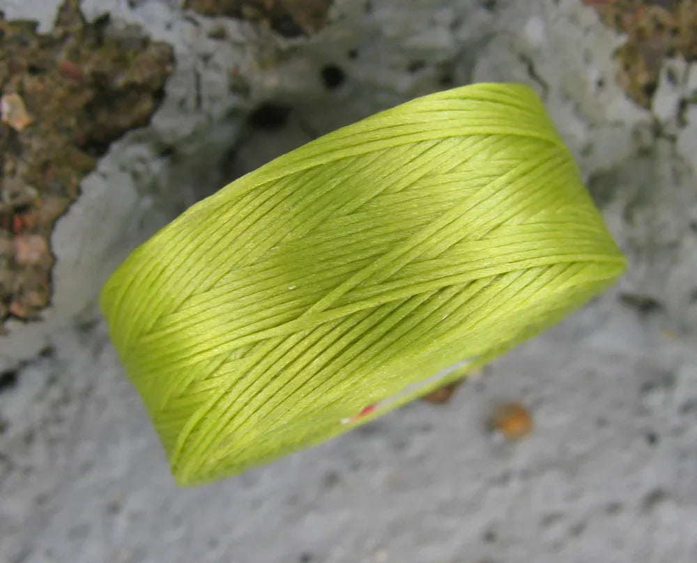 S-Lon bead thread - Chartruese, strl D, 1 rulle Hilmas Pyssel