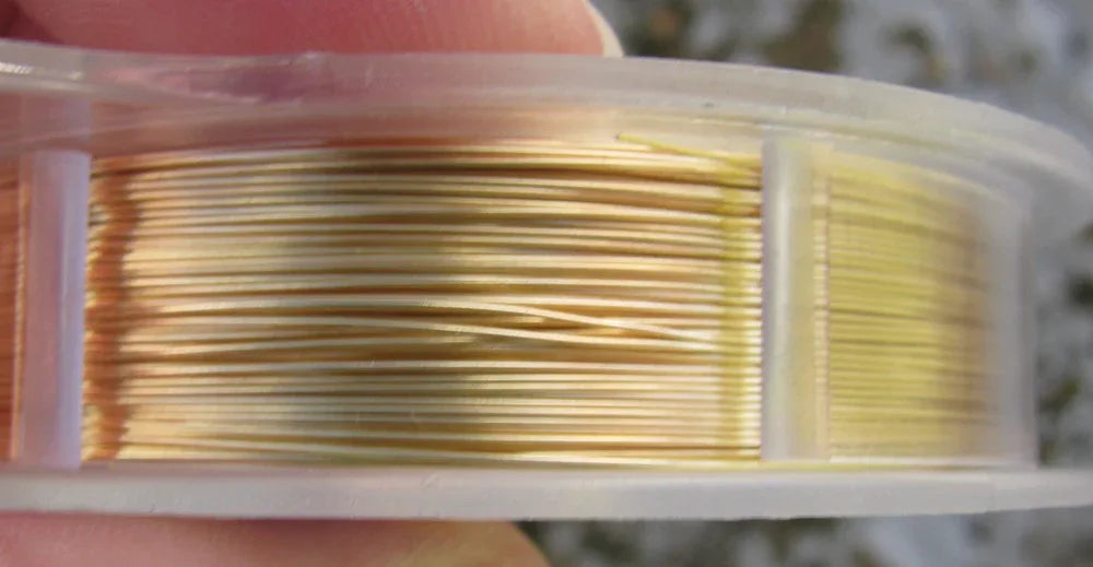 Artistic Wire 28 Ga - Silverpläterad Guldfärgad 1 Rulle Artistic wire