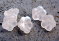 Tjeckiska änglakjolar/blommor - Crystal Matte AB, 11x13mm, 5-pack Hilmas Pyssel