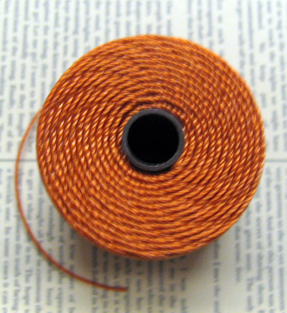 S- Lon bead cord - Rust, 1 rulle Hilmas Pyssel