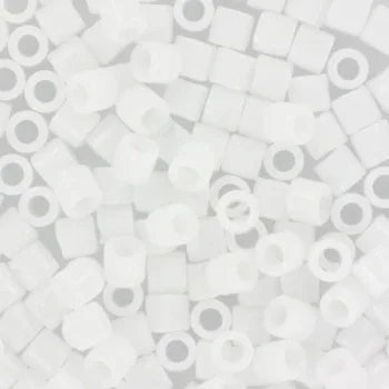 Miyuki Delica - Opaque Chalk White 8/0, 5 gram Miyuki