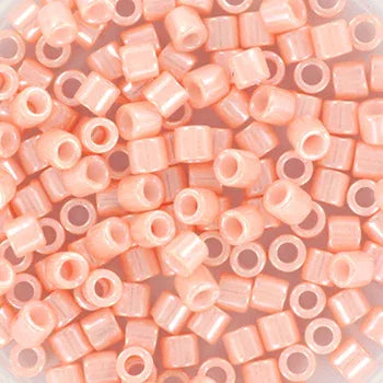 Miyuki Delica - Opaque Light Salmon 8/0, 5 gram Miyuki